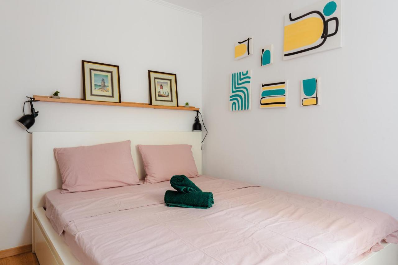 Cozy Apartment Ultracentral Universitate Square Bukares Bagian luar foto